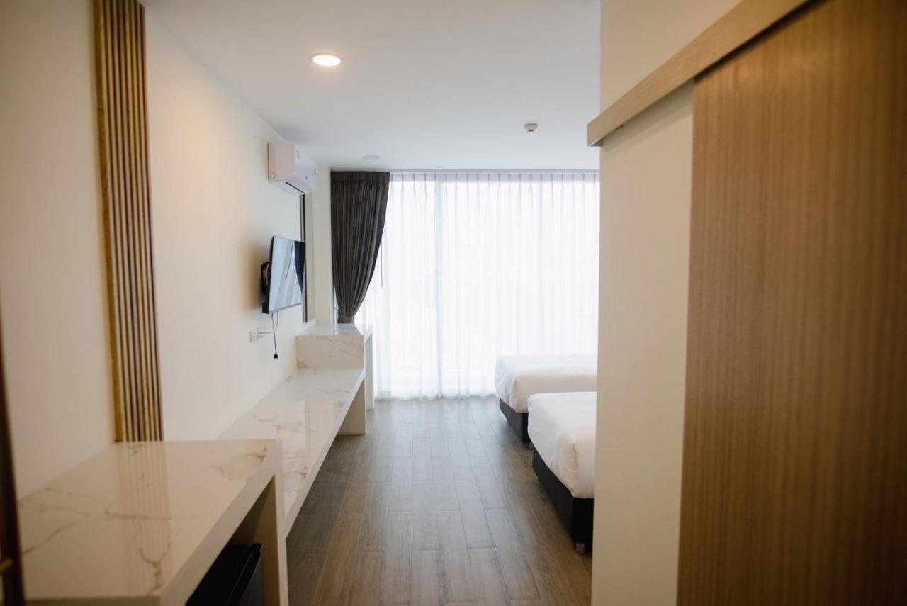 Hotel Agnes Buriram Extérieur photo